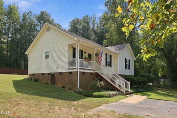 2805 Girth Ln, Raleigh, NC 27603