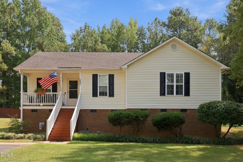 2805 Girth Ln, Raleigh, NC 27603