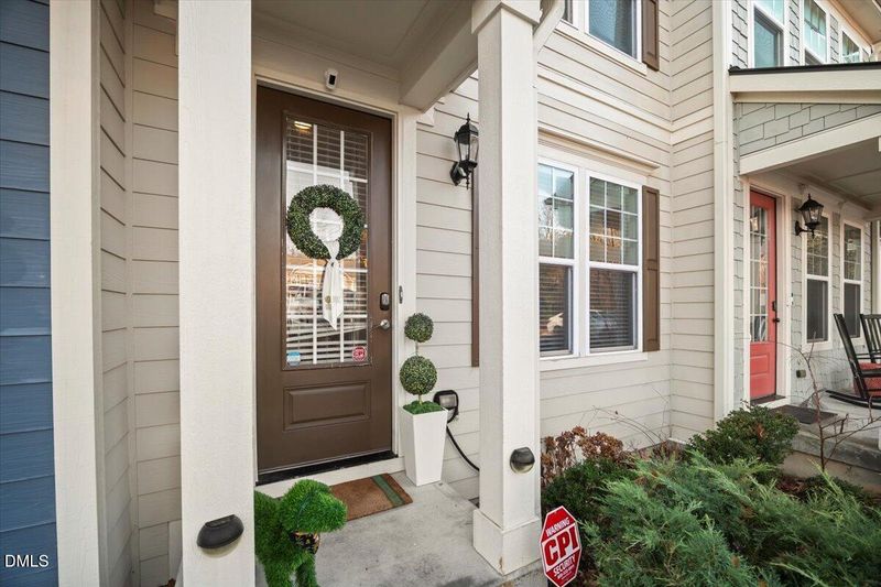 2806 Bedford Green Dr #102, Raleigh, NC 27604