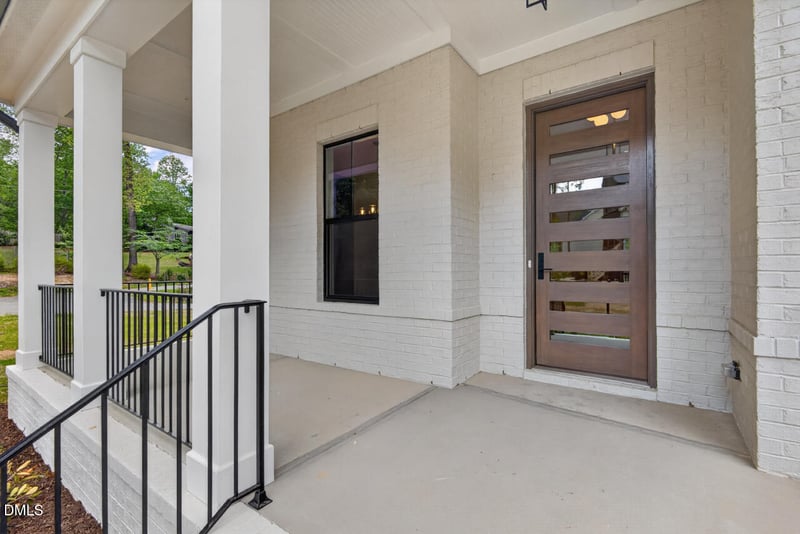 2806 Pathway Dr, Chapel Hill, NC 27516