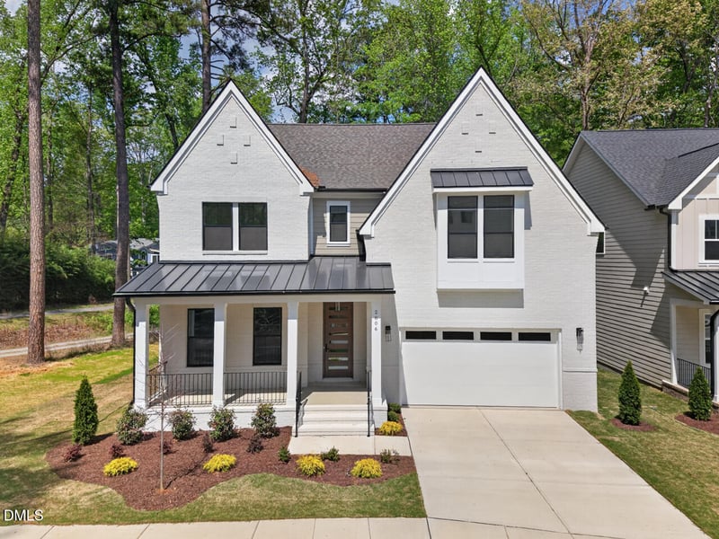 2806 Pathway Dr, Chapel Hill, NC 27516