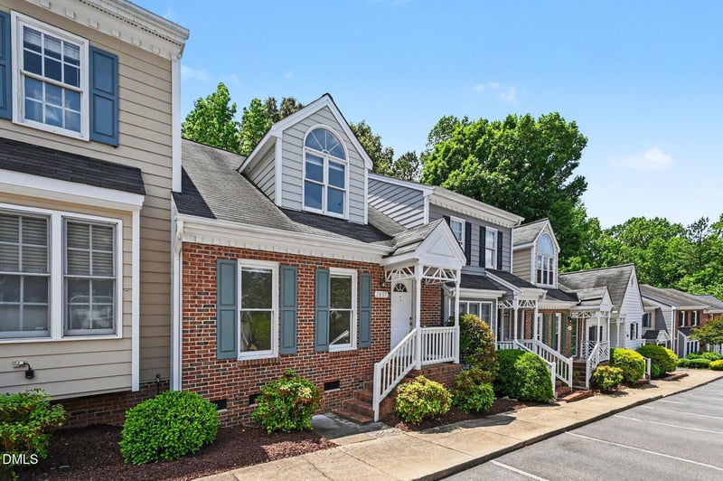 2807 Sterling Park Dr, Raleigh, NC 27603