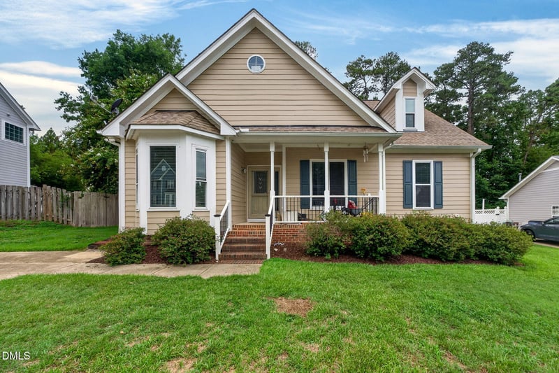 2808 Tryon Pines Dr, Raleigh, NC 27603