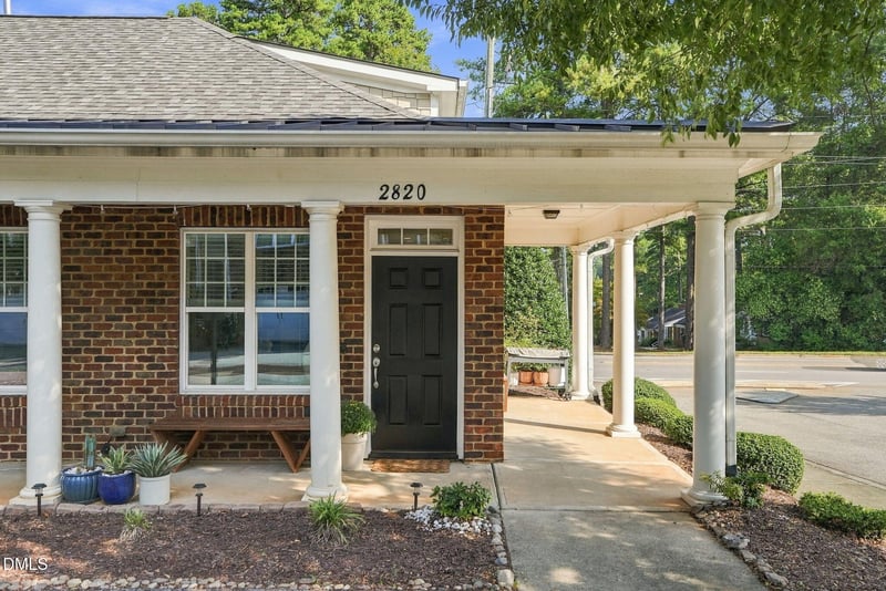 2820 Plumfield Pl, Raleigh, NC 27607