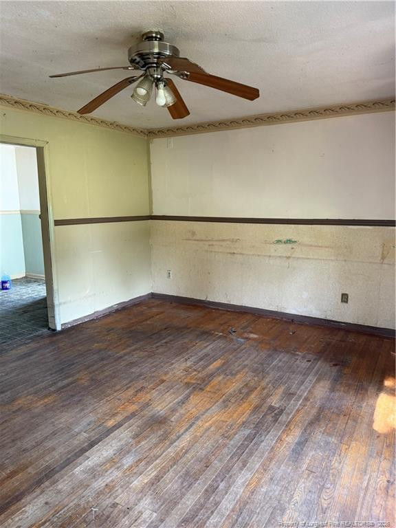 2829 Brookhaven Dr, Sanford, NC 27330