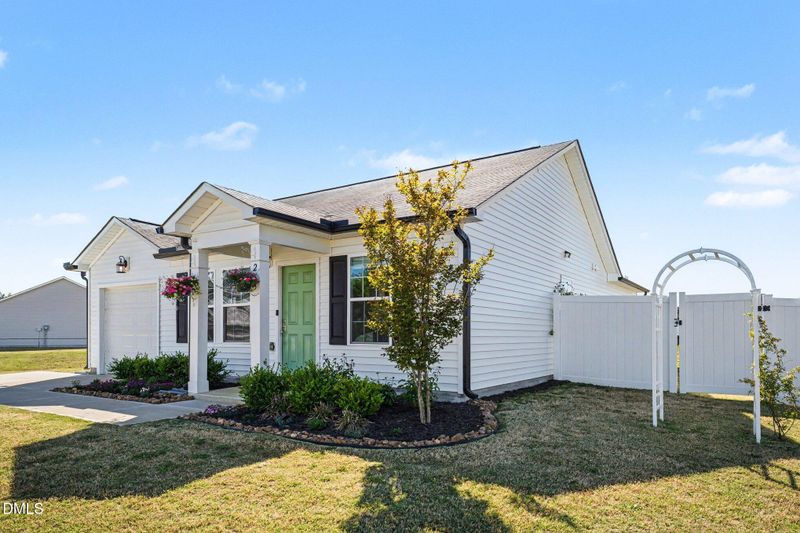 283 Suhani Ln, Clayton, NC 27520