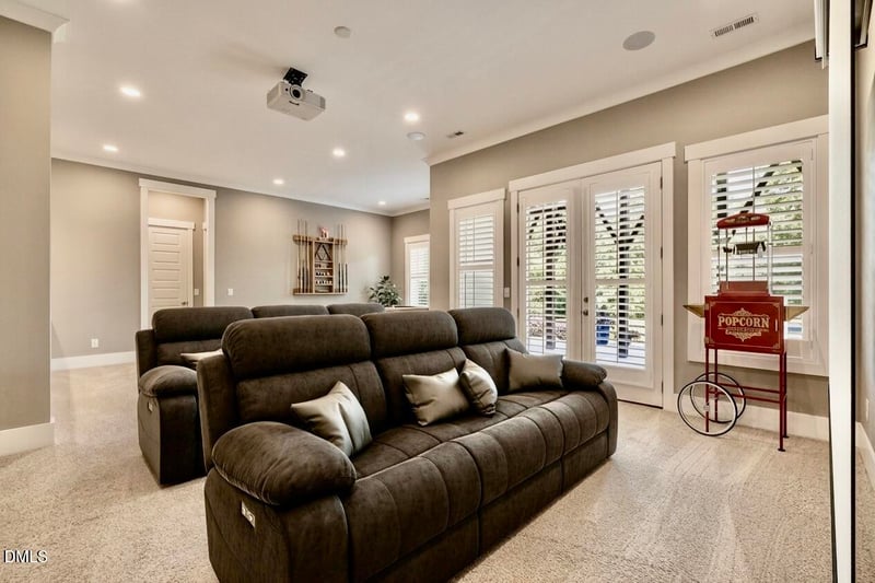 2844 Greenbank Mill Dr, Fuquay Varina, NC 27526