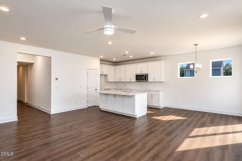 285 Black Forest Pointe Trl, Benson, NC 27504