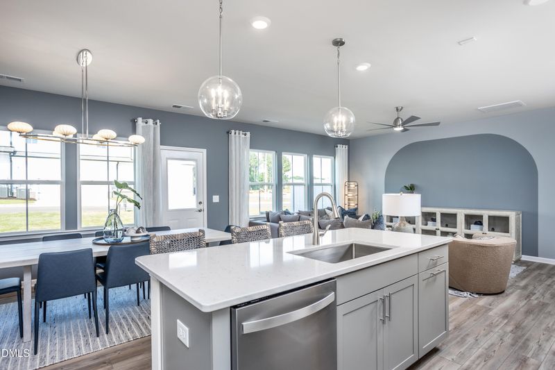 2859 Rodeo Ct, Willow Springs, NC 27592
