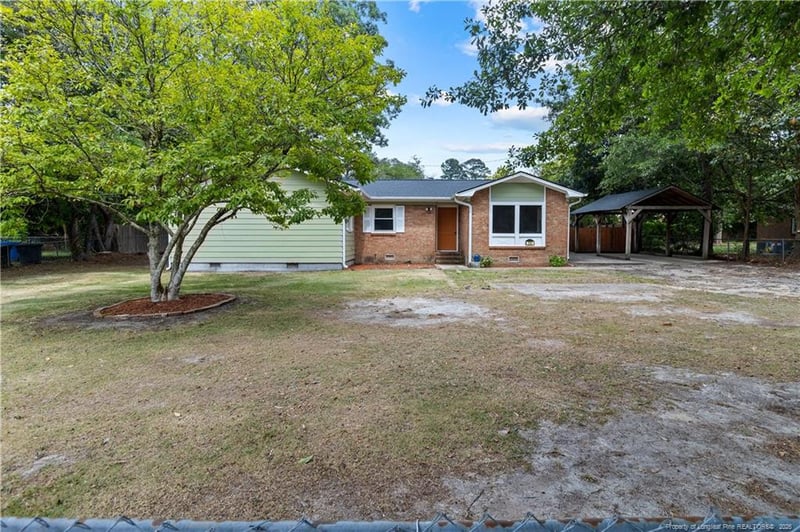 290 Lemont Dr, Fayetteville, NC 28303