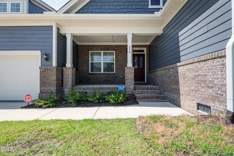 290 Rhoda Lilley Dr, Fuquay Varina, NC 27526