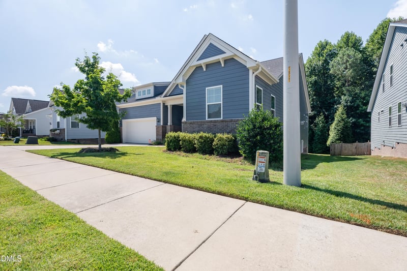 290 Rhoda Lilley Dr, Fuquay Varina, NC 27526