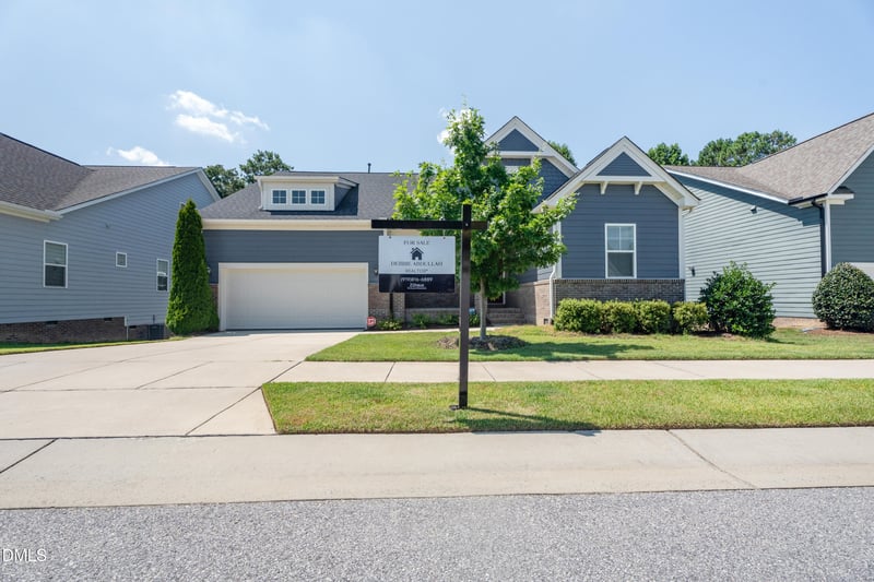290 Rhoda Lilley Dr, Fuquay Varina, NC 27526