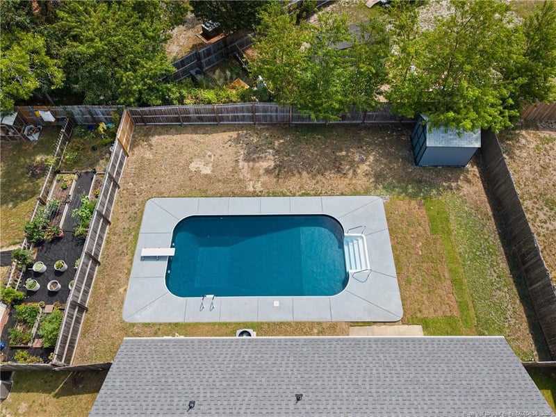 2900 Flowering Bradford Way, Fayetteville, NC 28306