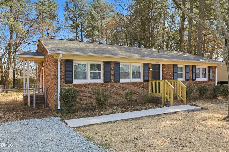2900 Omah St, Durham, NC 27705