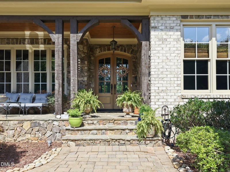 2901 Allansford Ln, Raleigh, NC 27613