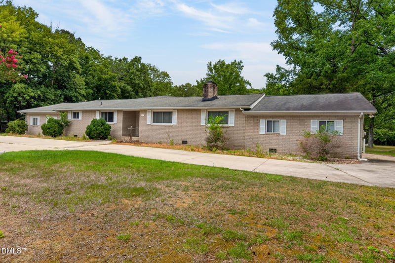 2903 Neville Rd, Chapel Hill, NC 27516