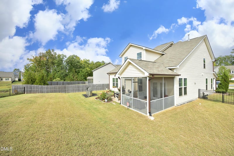 2904 Long Meadow Ln, Durham, NC 27703