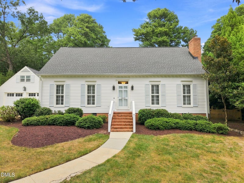 2905 Augusta Ct, Raleigh, NC 27607