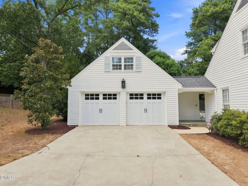 2905 Augusta Ct, Raleigh, NC 27607