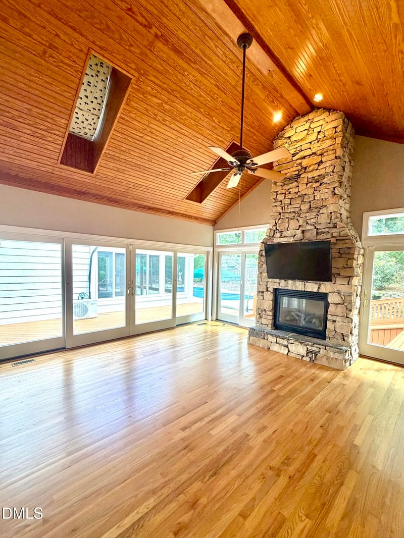 2905 Hunters Bluff Dr, Raleigh, NC 27606