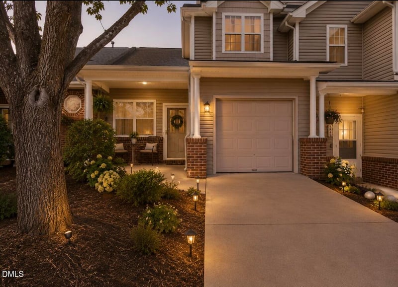 2907 Andover Glen Rd, Raleigh, NC 27604