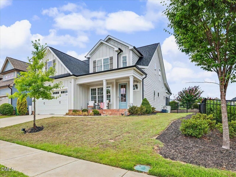 2907 Meadow Bluffs Way, Fuquay Varina, NC 27526