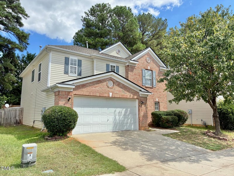 2909 Glade Aster Ct, Raleigh, NC 27604
