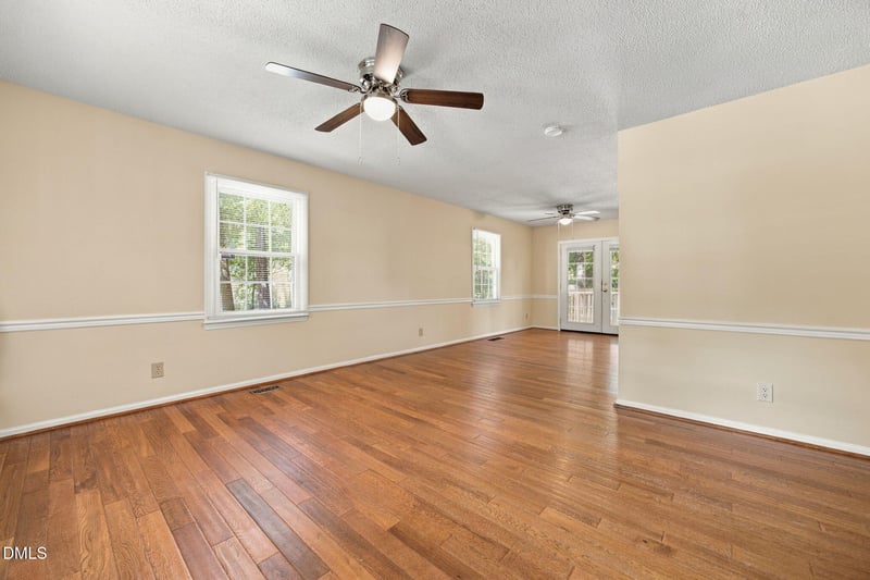 2914 Pinetree Ct, Durham, NC 27705