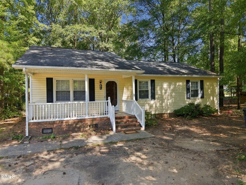 2914 Pinetree Ct, Durham, NC 27705