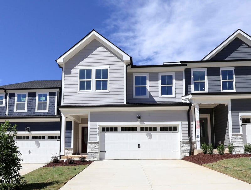 2916 Walden Rd, Apex, NC 27502