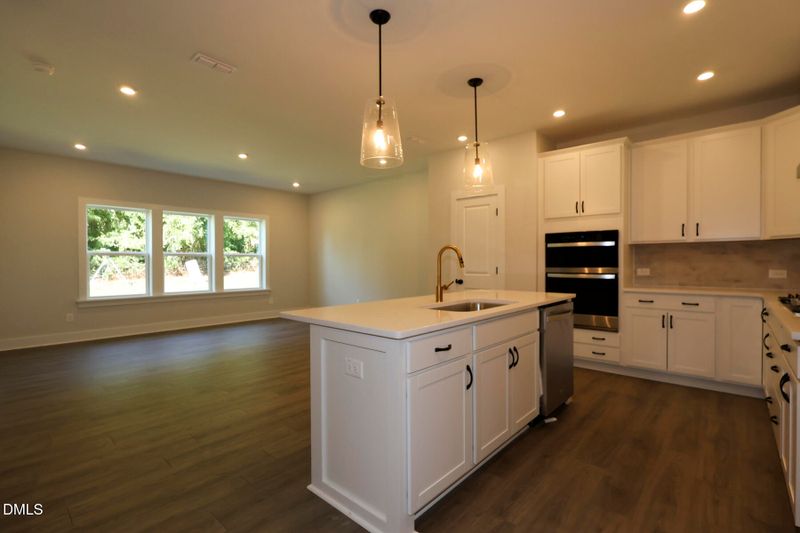 2916 Walden Rd, Apex, NC 27502