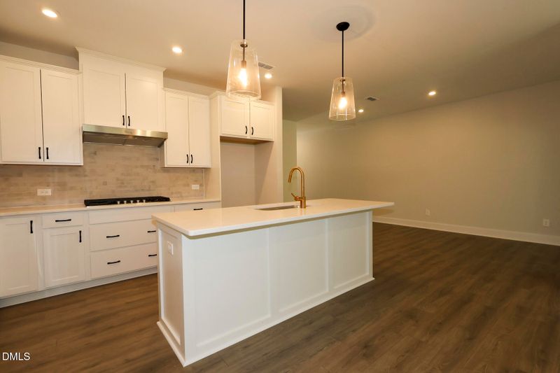 2916 Walden Rd, Apex, NC 27502