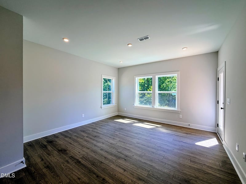 2917 Walden Rd, Apex, NC 27502