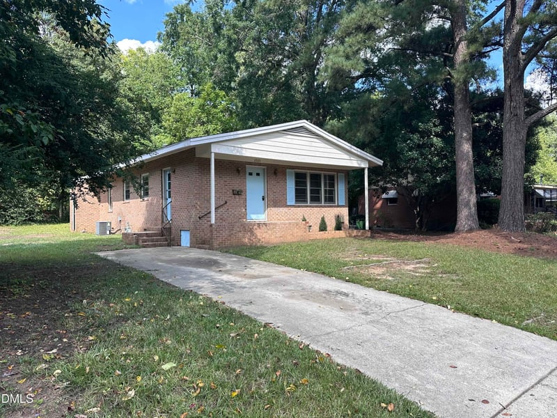 2920 Okelly St, Raleigh, NC 27607