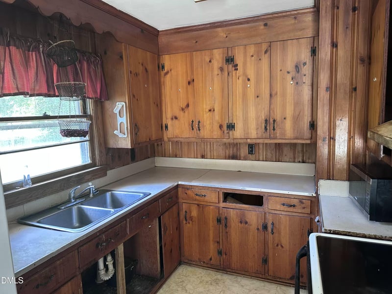 2920 Okelly St, Raleigh, NC 27607