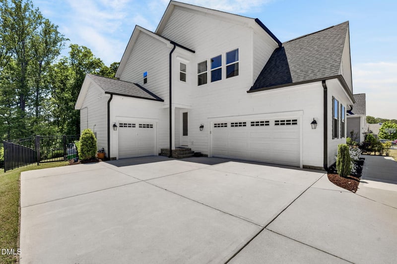 2921 Macintosh Woods Dr, Apex, NC 27502