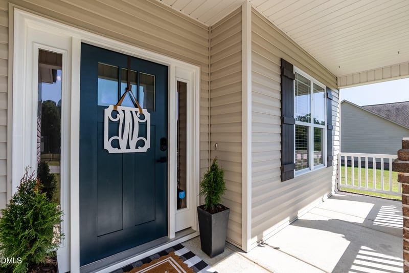 2924 Plantation Glen Dr, Zebulon, NC 27597