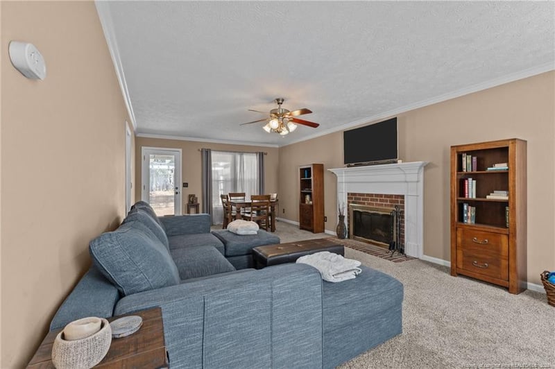 2932 Delaware Dr, Fayetteville, NC 28304