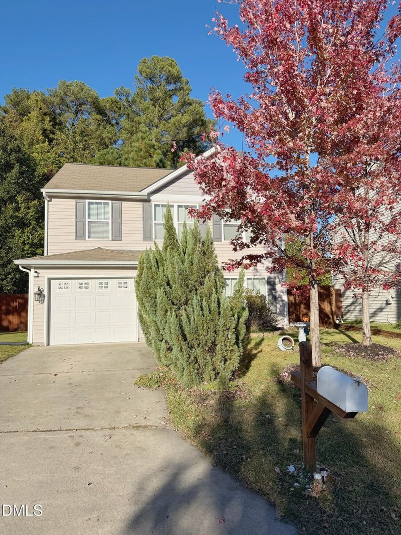 2933 Cherrybark Dr, Durham, NC 27704