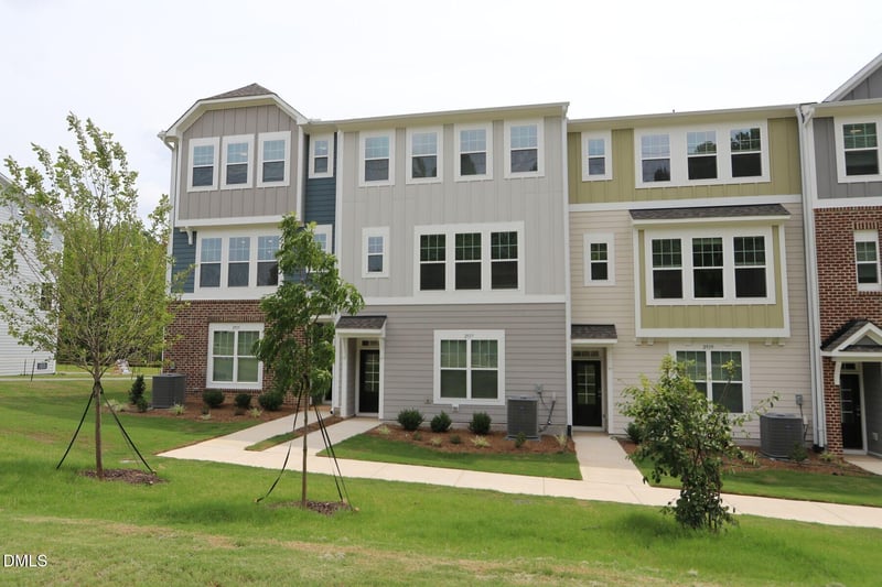 2937 Richardson Rd, Apex, NC 27502