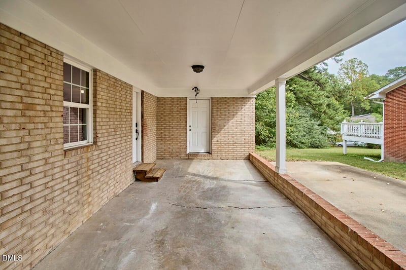2941 Driftwood Dr, Durham, NC 27707