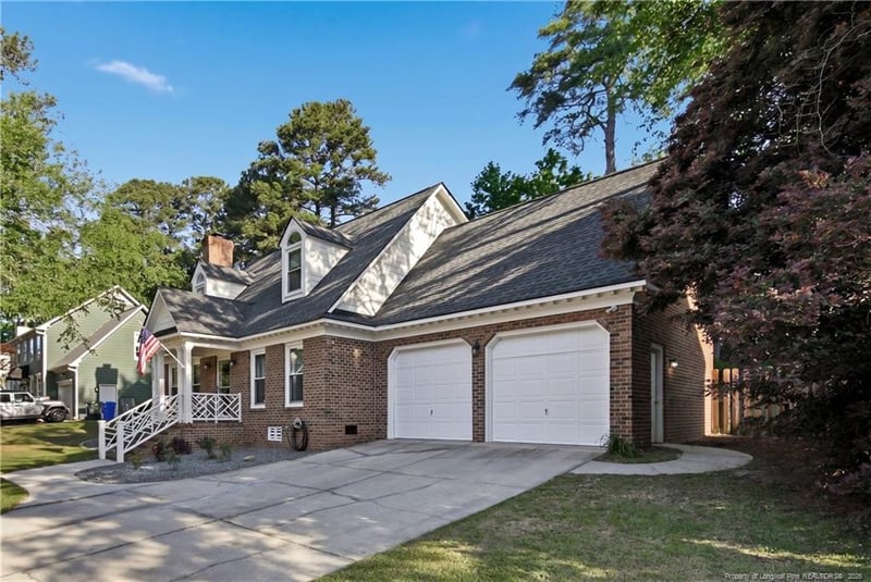 2954 Delaware Dr, Fayetteville, NC 28304