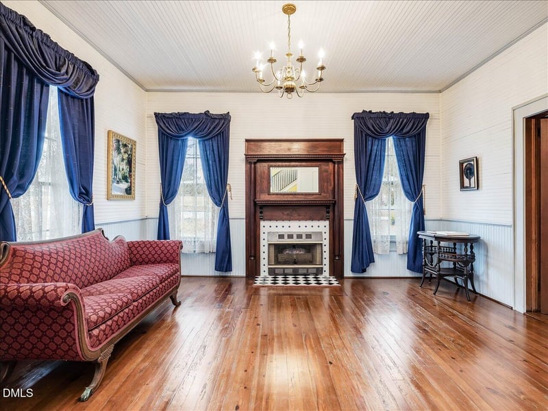 298 E Salisbury St, Pittsboro, NC 27312