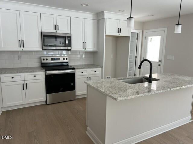 299 S Main St, Four Oaks, NC 27524