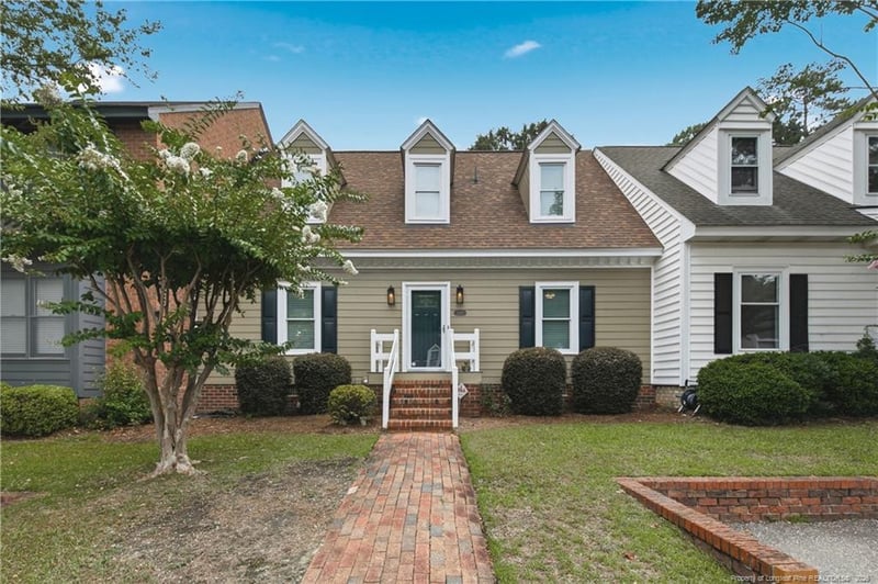 2990 Delaware Dr, Fayetteville, NC 28304