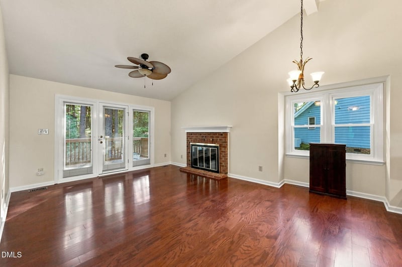 3 Jessica Ct, Durham, NC 27704