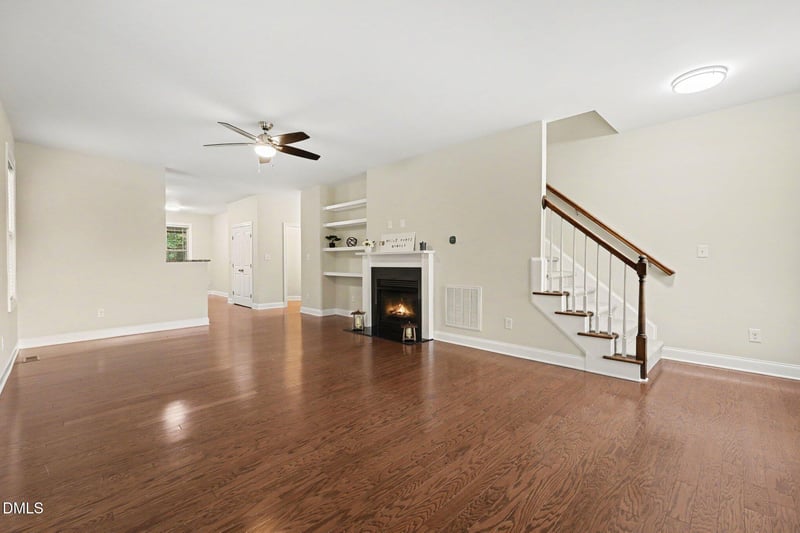 30 Brushwood Ct, Youngsville, NC 27596