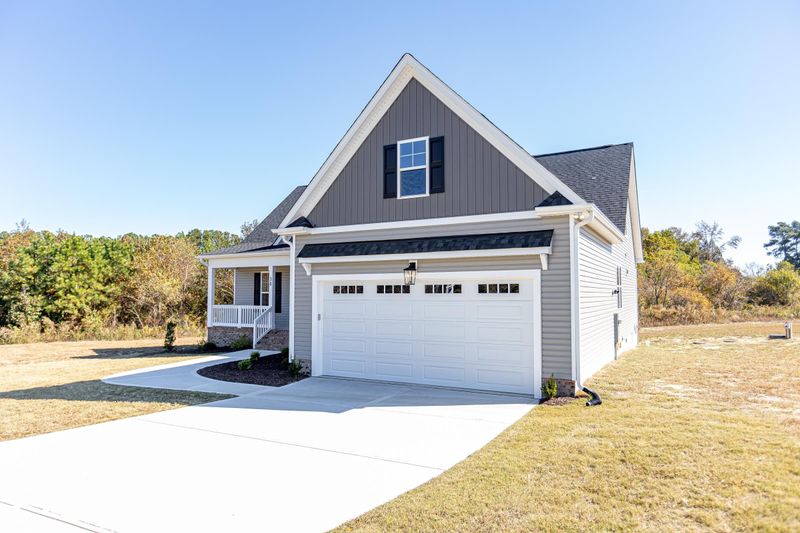 30 Kettle Creek Dr, Zebulon, NC 27597