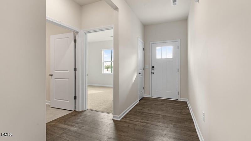 30 Rolling Hills Dr, Youngsville, NC 27596